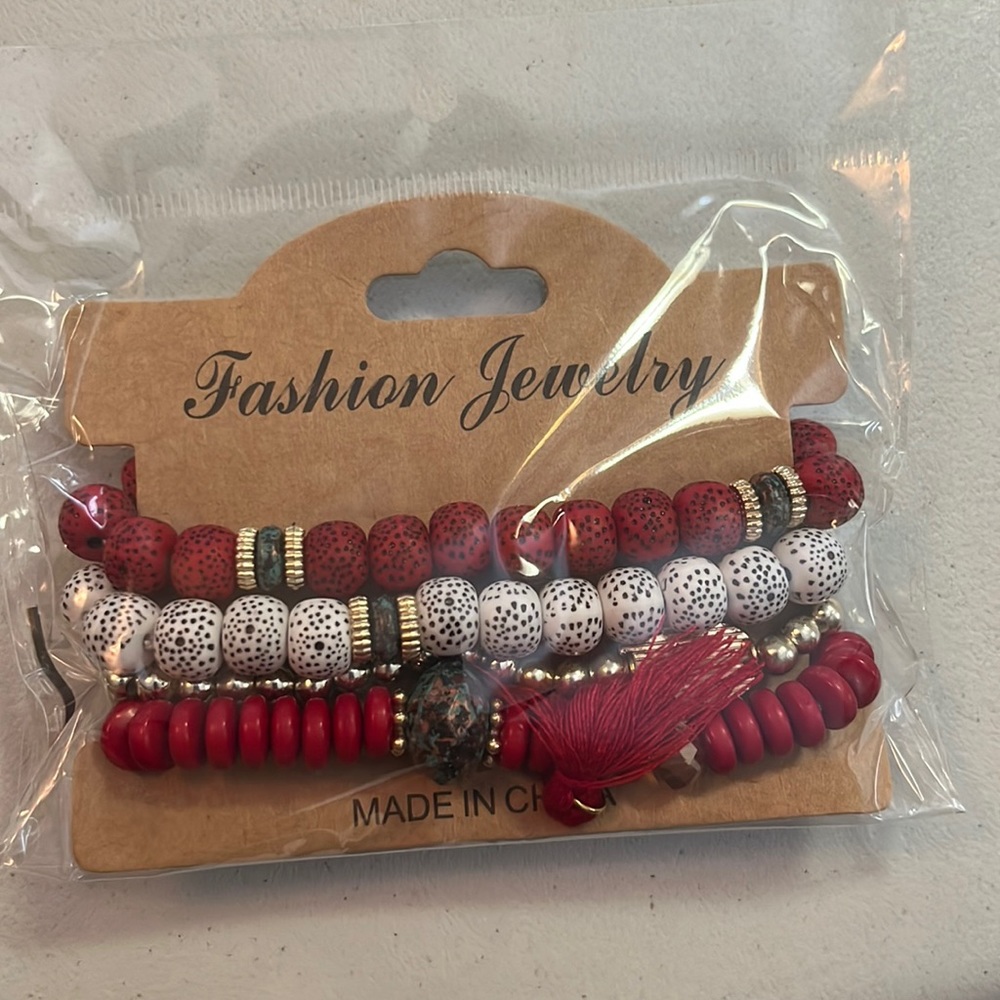 New Boho stackable stretch bead bracelets. (4) - Picture 2 of 4